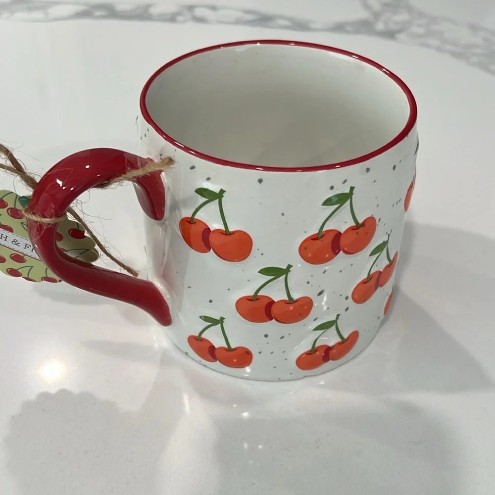 🍒Cute. Cherry  ☕️ MUG..